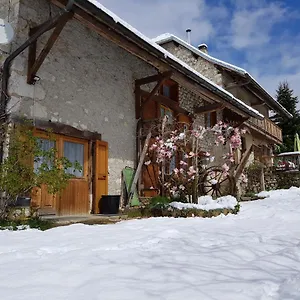  Hébergement de vacances Gite La 5ème Saison France